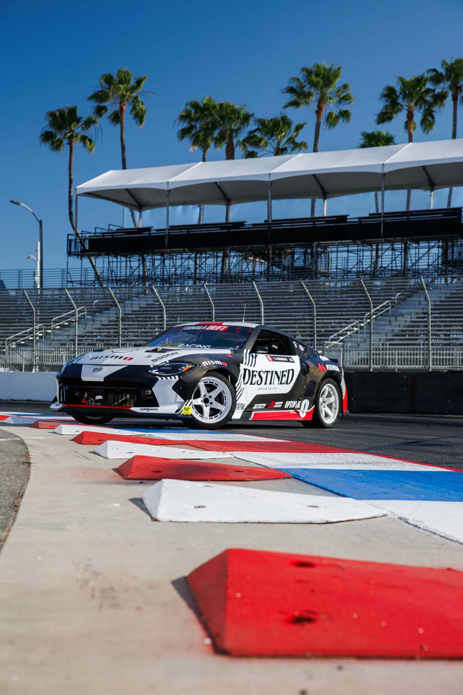 Destined Z low angle at track curbs